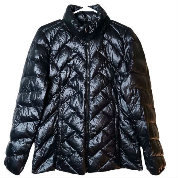LONDON FOG Women’s Black Ultra Lightweight Packable Down Jacket Size Small - Picture 3 of 12